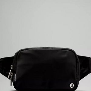 Brand New**** Lululemon Everywhere Belt Bag Large